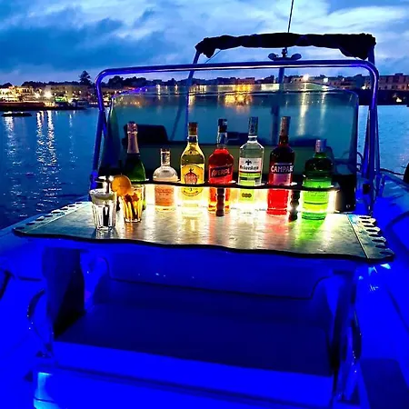 Ξενοδοχείο με διαμερίσματα Craulo 4*