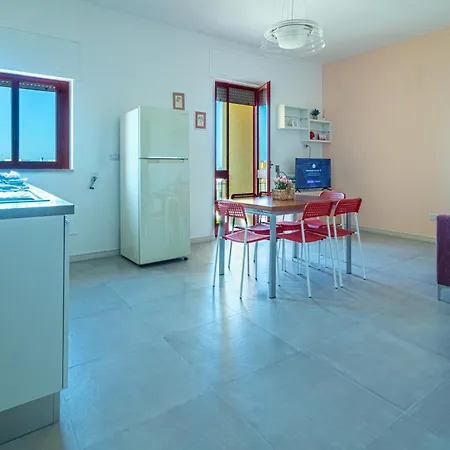 Ξενοδοχείο με διαμερίσματα Craulo