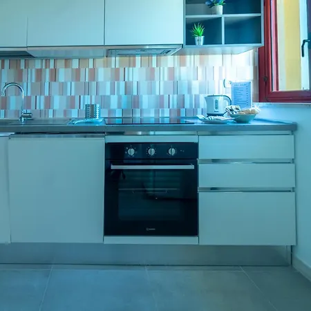 Ξενοδοχείο με διαμερίσματα Craulo 4*