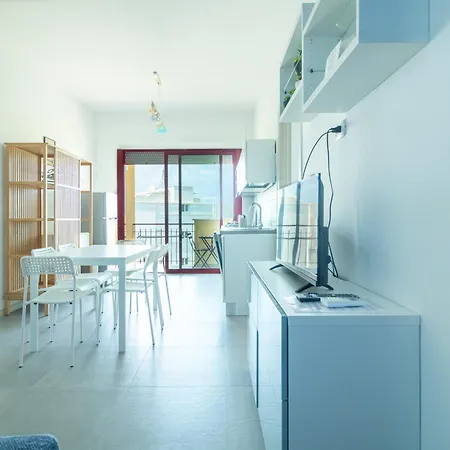 Craulo Aparthotel 4*