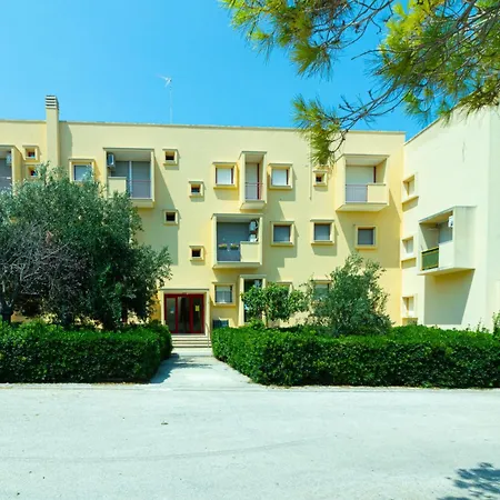 Craulo Aparthotel Otranto