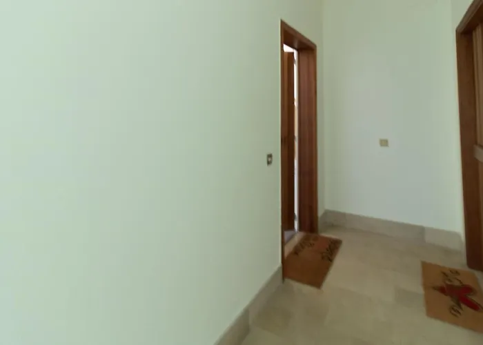 Craulo Hotel apartamentowy 4*